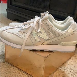 New balance running shoes